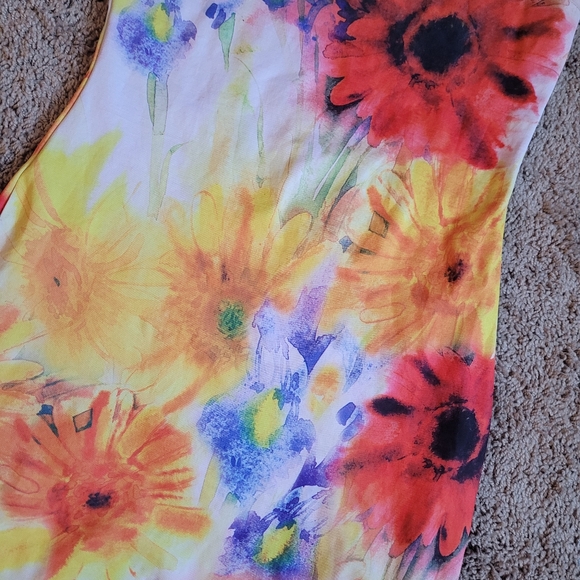 Colorful Dress - Picture 2 of 4